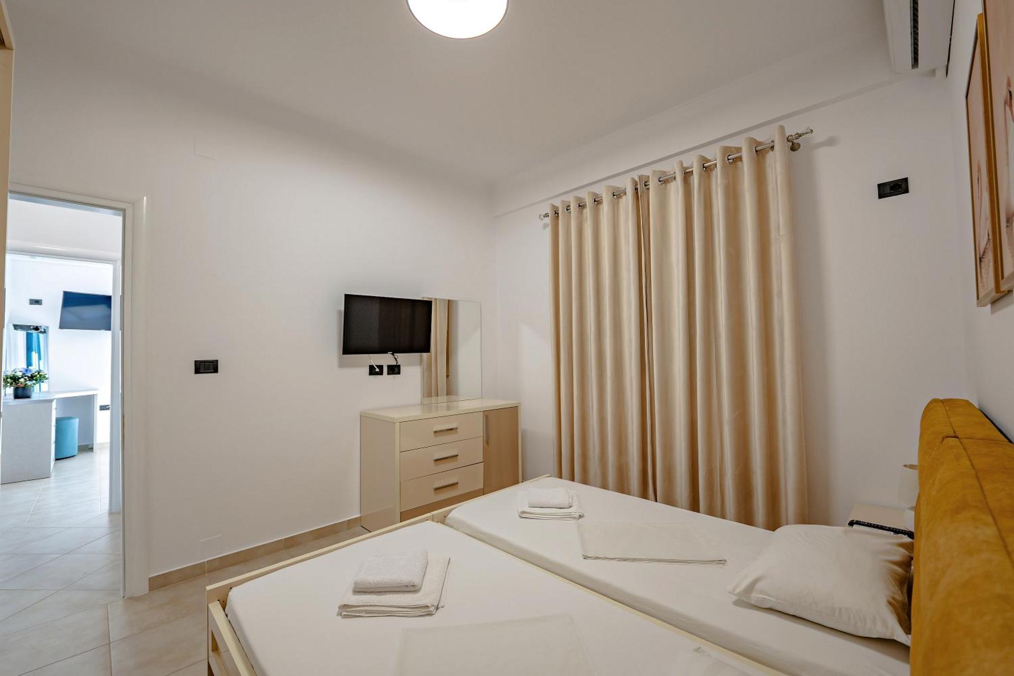 Sunny Apts Sarande Exterior photo